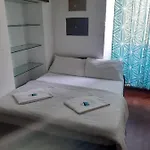 Hostel Happy