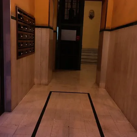 بيت شباب هابي روم