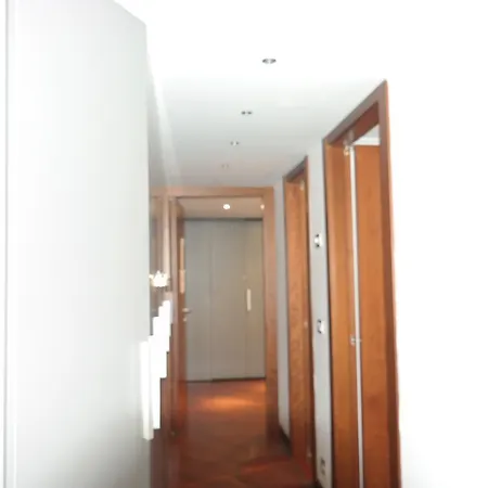 ハッピー ホステル